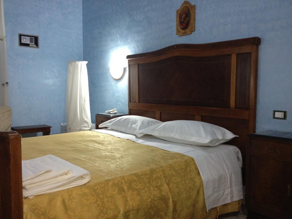 Bed And Breakfast Via Leuca Лечче Екстер'єр фото